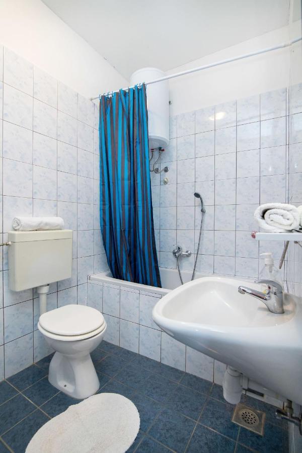 Apartments Luka Uble Ngoại thất bức ảnh